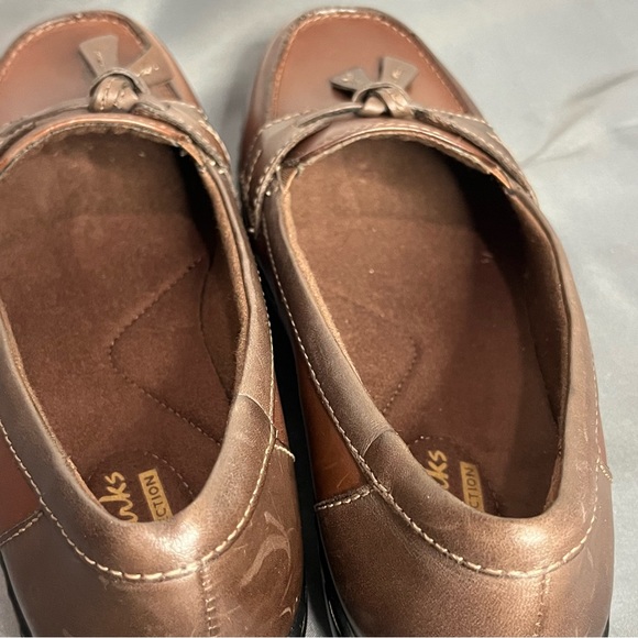 Clarks Ashland Bubble Loafers Slip On Comfort Brown Leather Women 6W Wide Petite - Picture 9 of 13